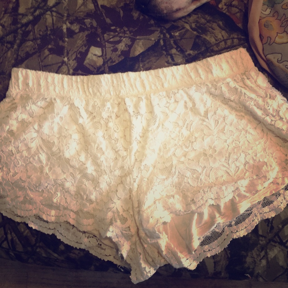 Lace shorts